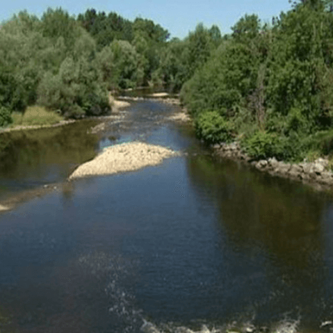 La rivière La Dore dans le Puy-de-Dôme