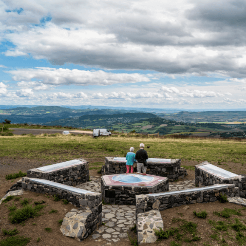 Le plateau de Gergovie, aux alentours du camping l’Emeraude du lac dans le Puy-de-Dôme