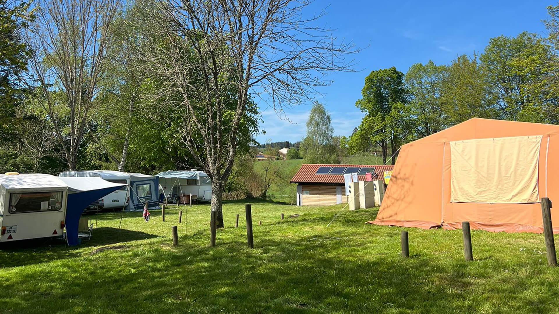 Contactez le camping restaurant l’Emeraude du lac