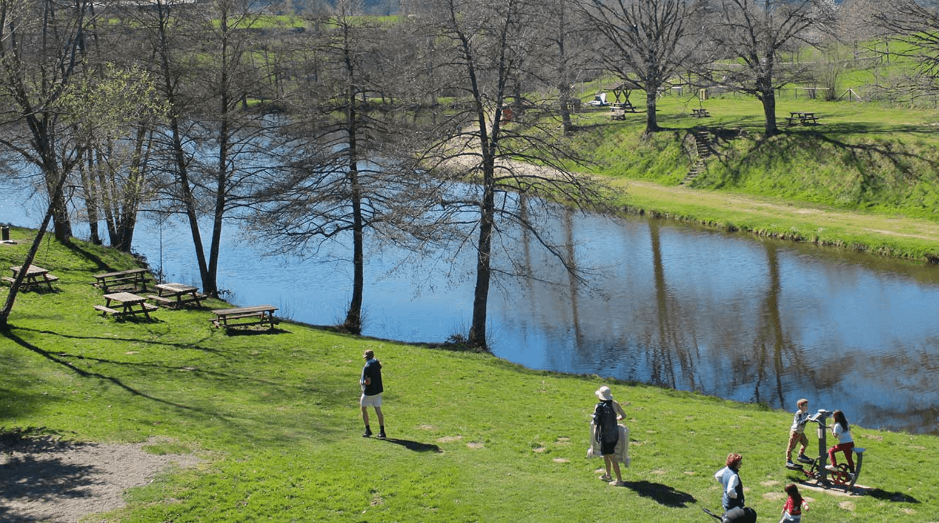 Contactez le camping l’Emeraude du lac