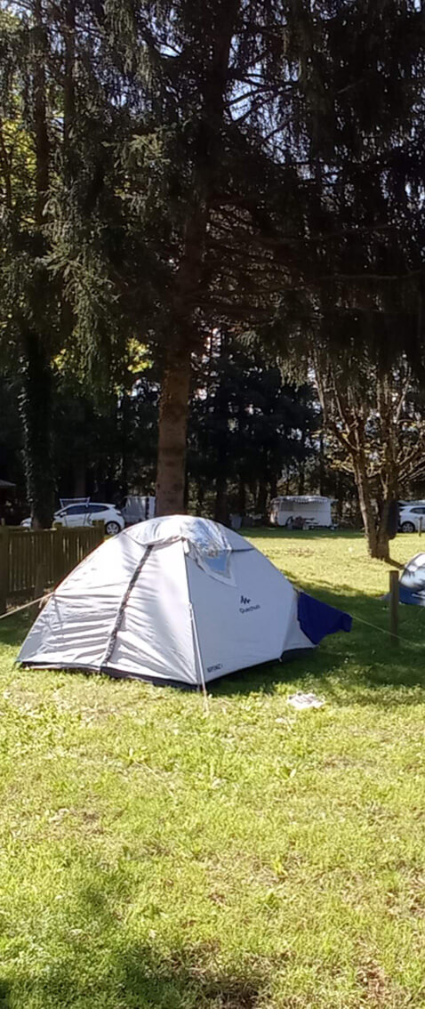 Emplacements camping en Auvergne
